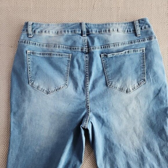 Ashley Stewart Jeans Size 14 Medium Wash Rhinestone Raw Edge Bootcut Leg 147502 - Picture 5 of 16